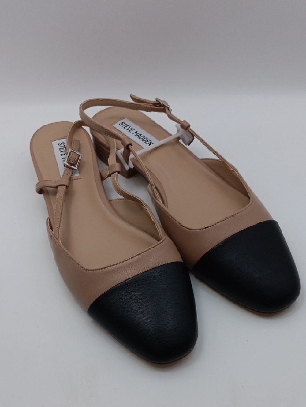 STEVE MADDEN BEIGE & BLACK CAP-TOE SLINGBACK LEATHER FLATS SIZE 9.5
